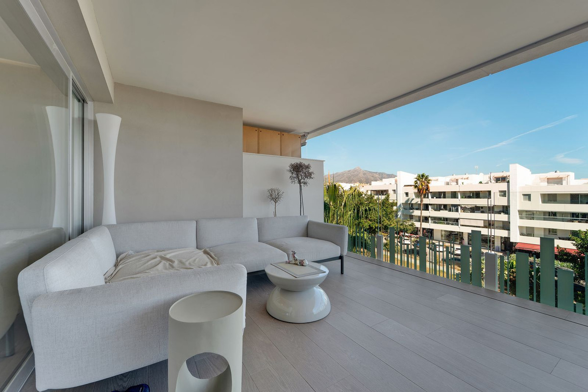 3 Bedroom Apartment in San Pedro de Alcántara - Photo 7