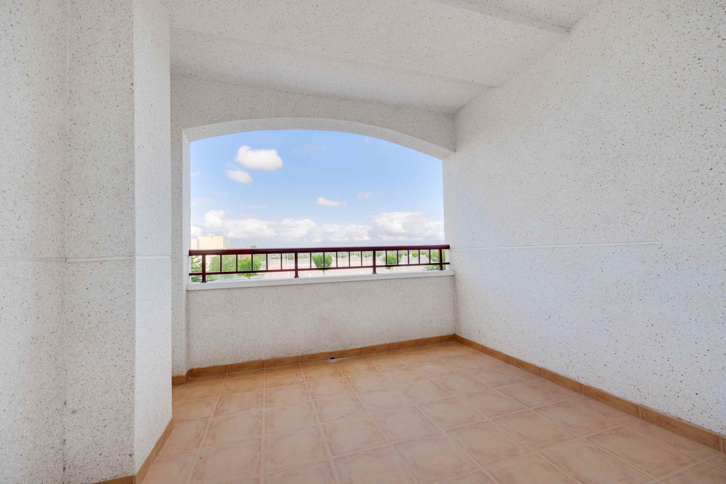 Apartamento com 2 quartos com piscina em Alicante, Espanha – Foto 7
