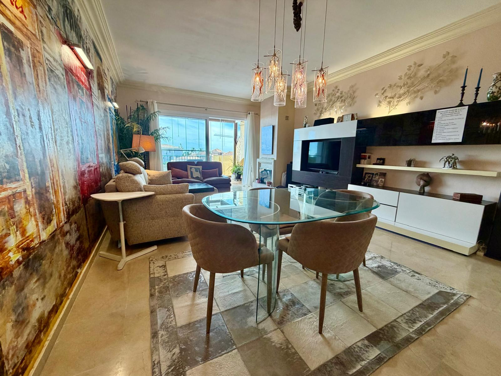 2 Bedroom Apartment in Mijas - Photo 3