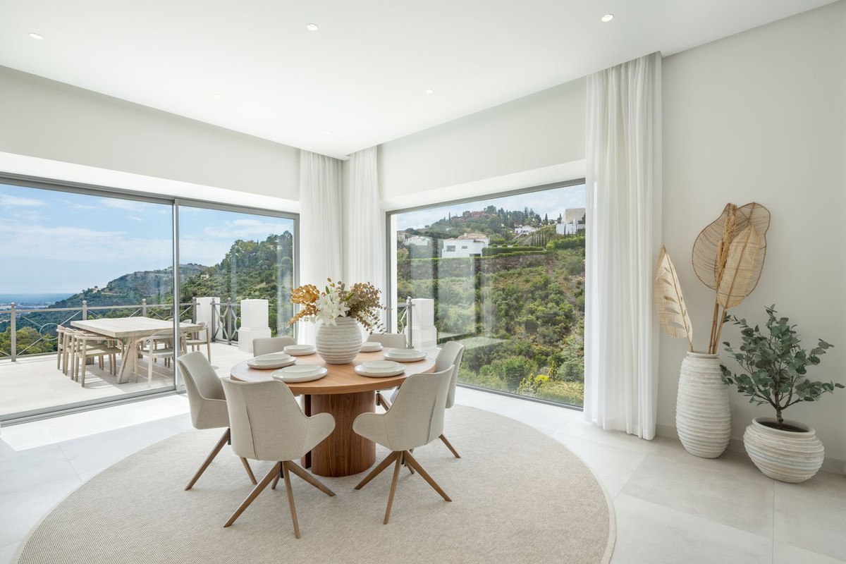5 Bedroom Villa in Benahavís - Foto 8