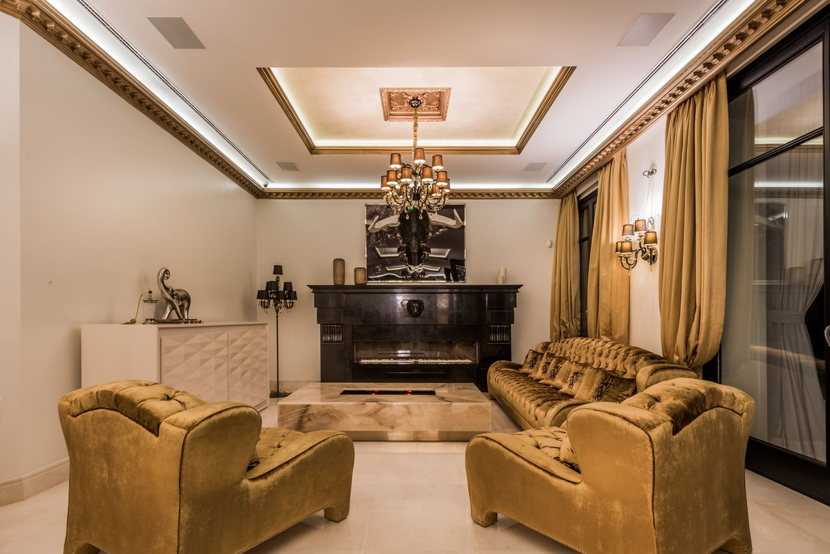 7 Bedroom Villa in Marbella - Photo 9