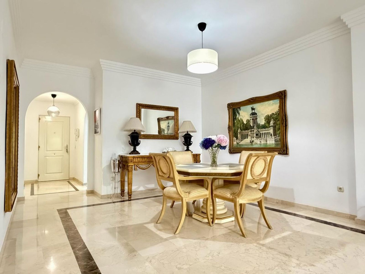 2 Bedroom Apartment in Marbella - Photo 3