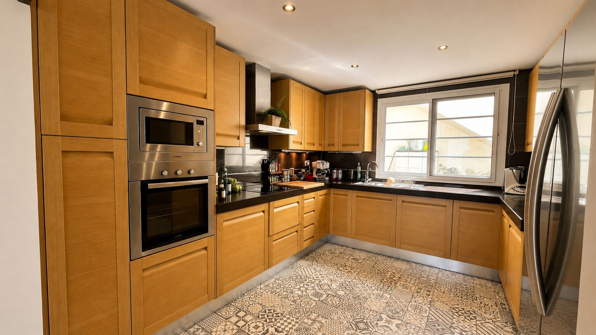 3 Bedroom Townhouse in Málaga - Photo 6