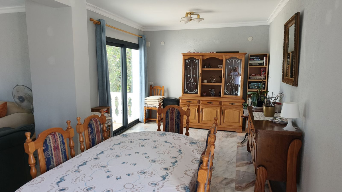 6 Bedroom Villa in Mijas - Photo 19