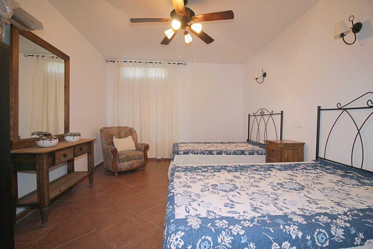 6 Bedroom Country house in Monda - Foto 24