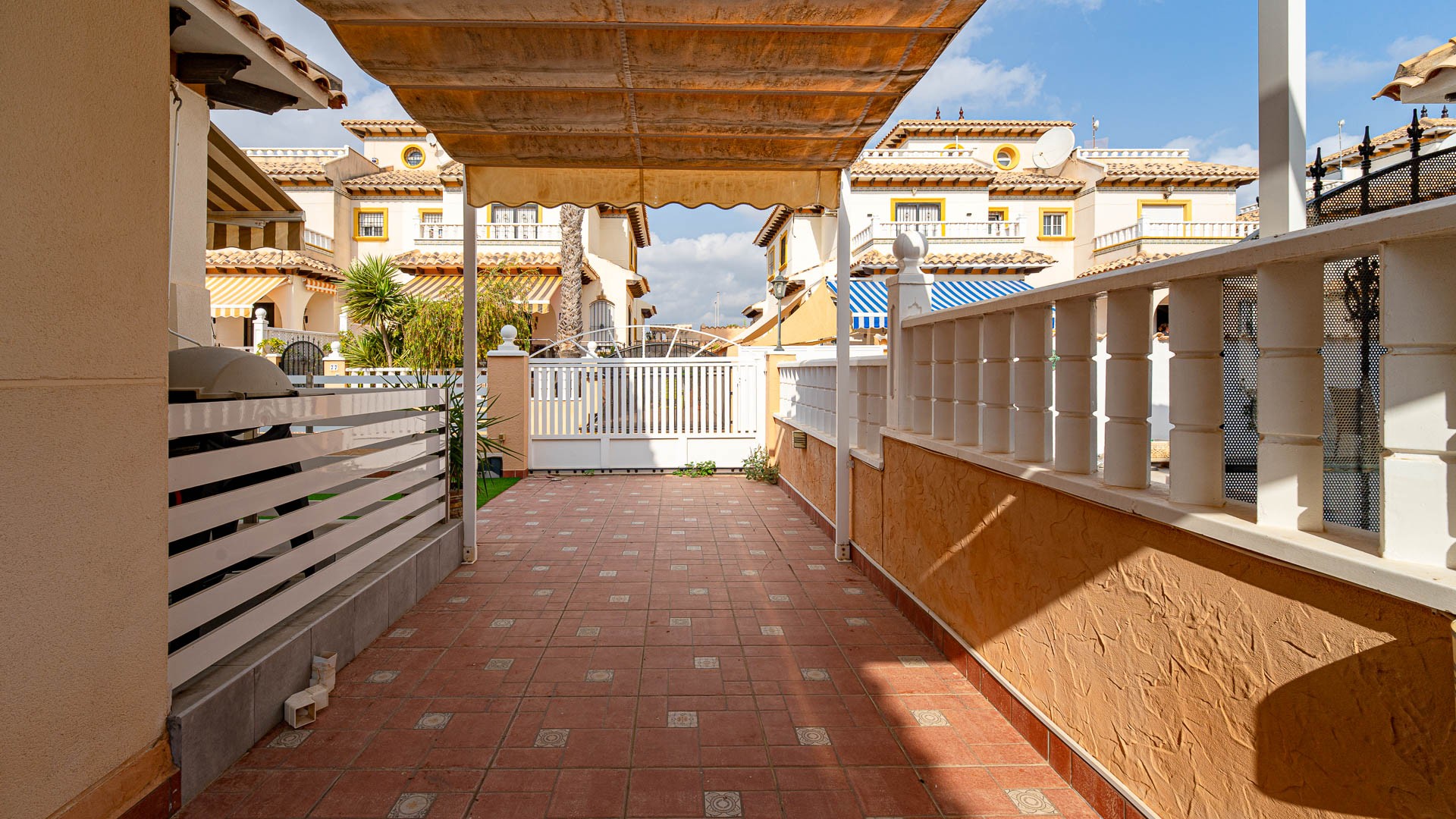 Moradia com 3 quartos com piscina em Alicante, Espanha – Foto 4