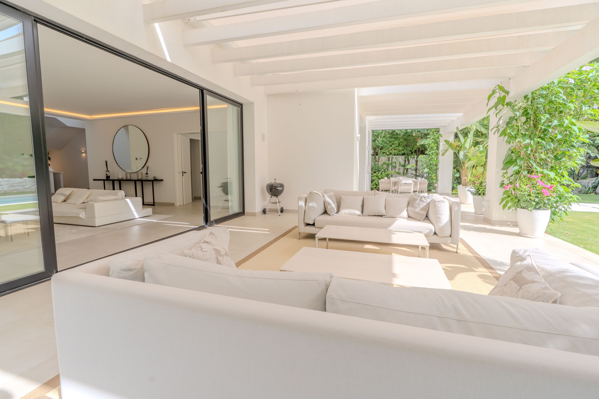 5 Bedroom Villa in Marbella - Photo 44