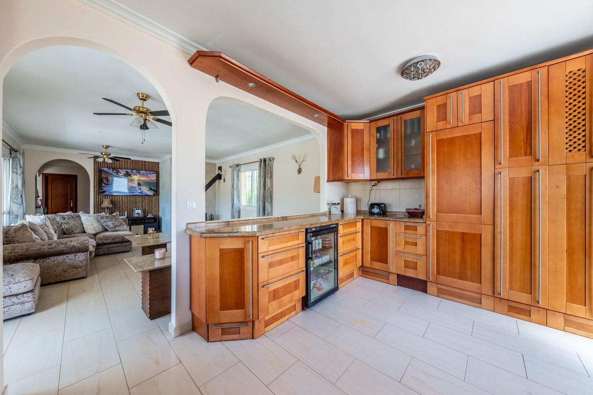 4 Bedroom Villa in Monda - Photo 68