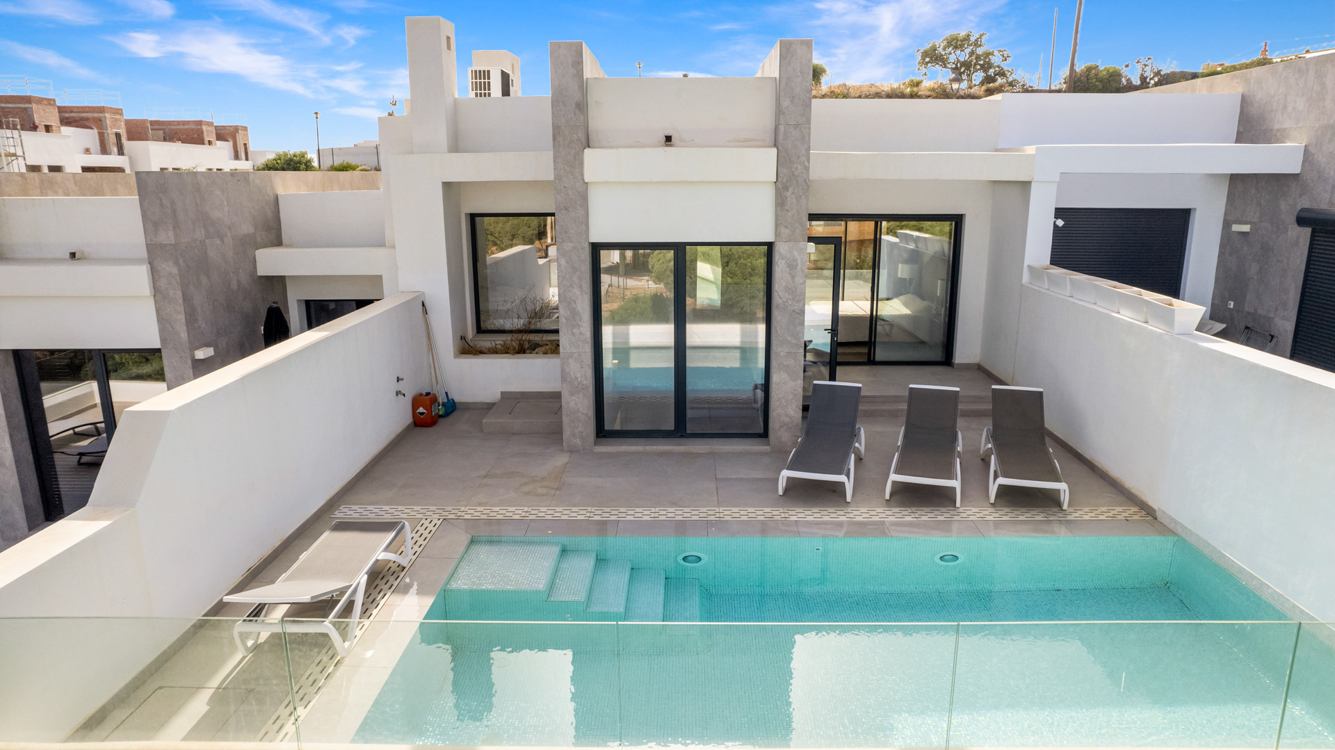 3 Bedroom Townhouse in Marbella - Photo 8