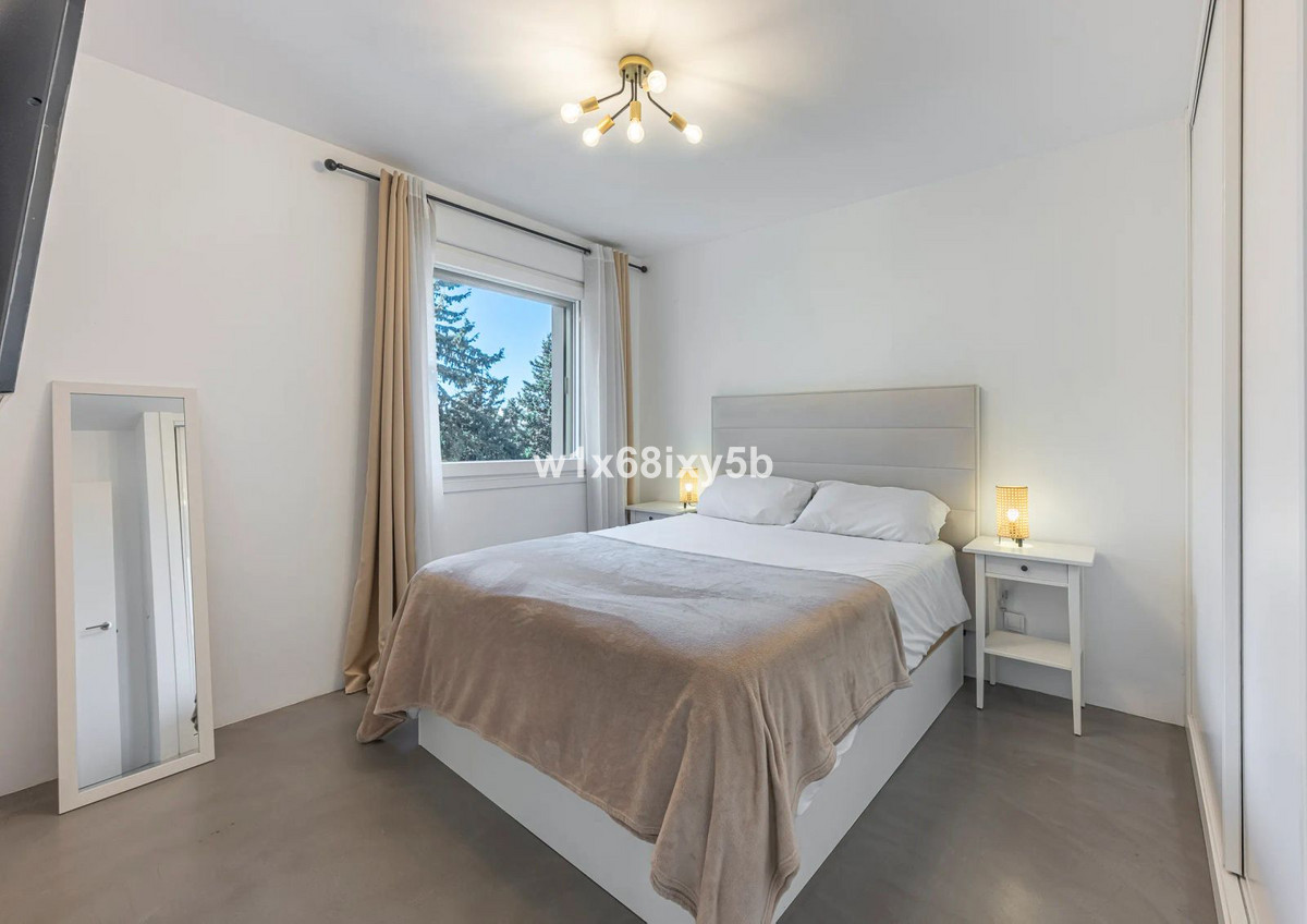 2 Bedroom Apartment in Marbella - Foto 9