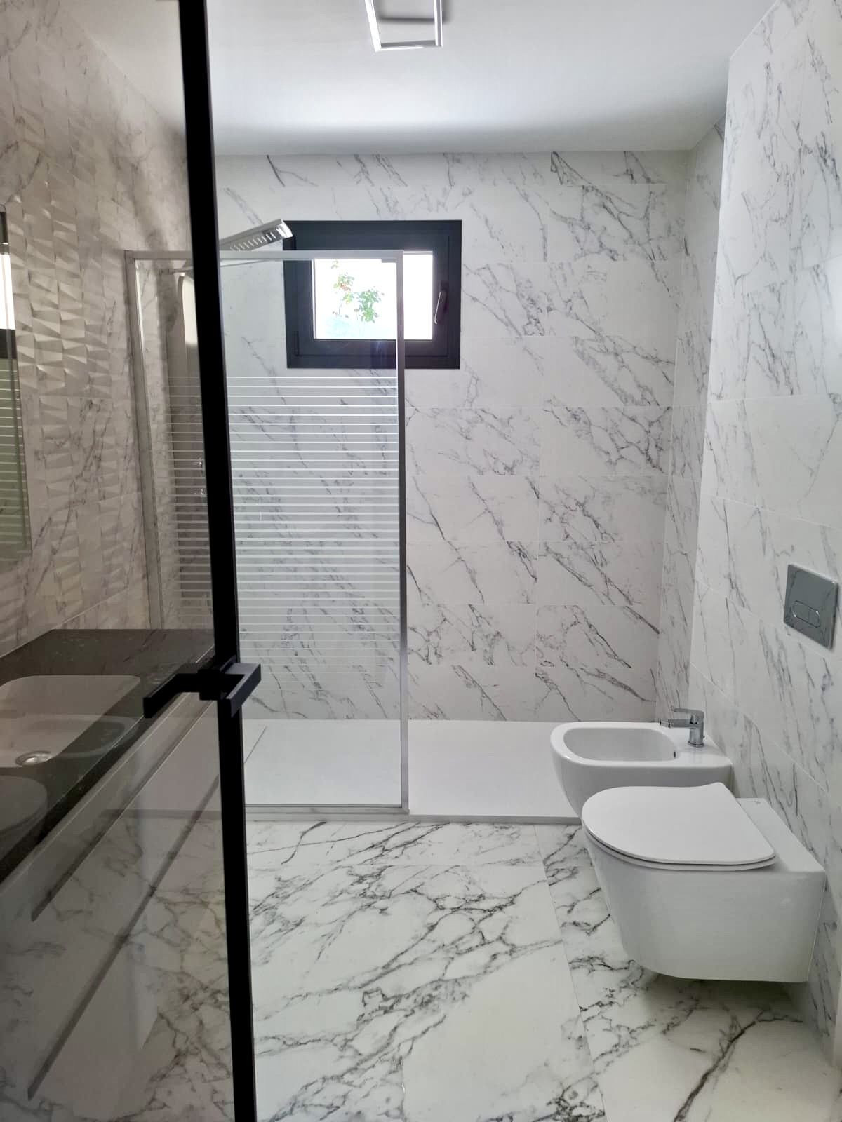 5 Bedroom Villa in Marbella - Photo 17