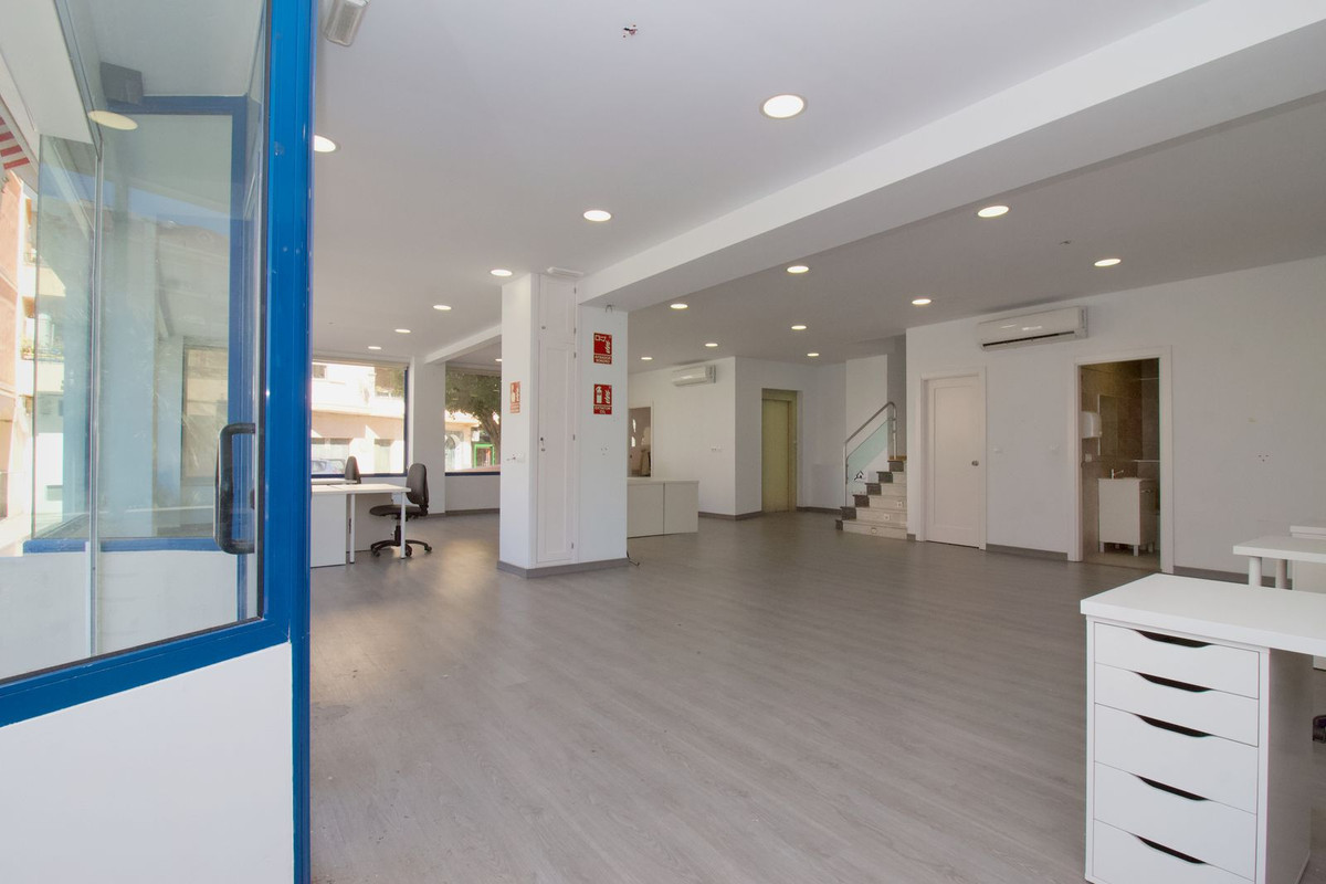 Locale commerciale a Malaga, Spagna – Foto 3