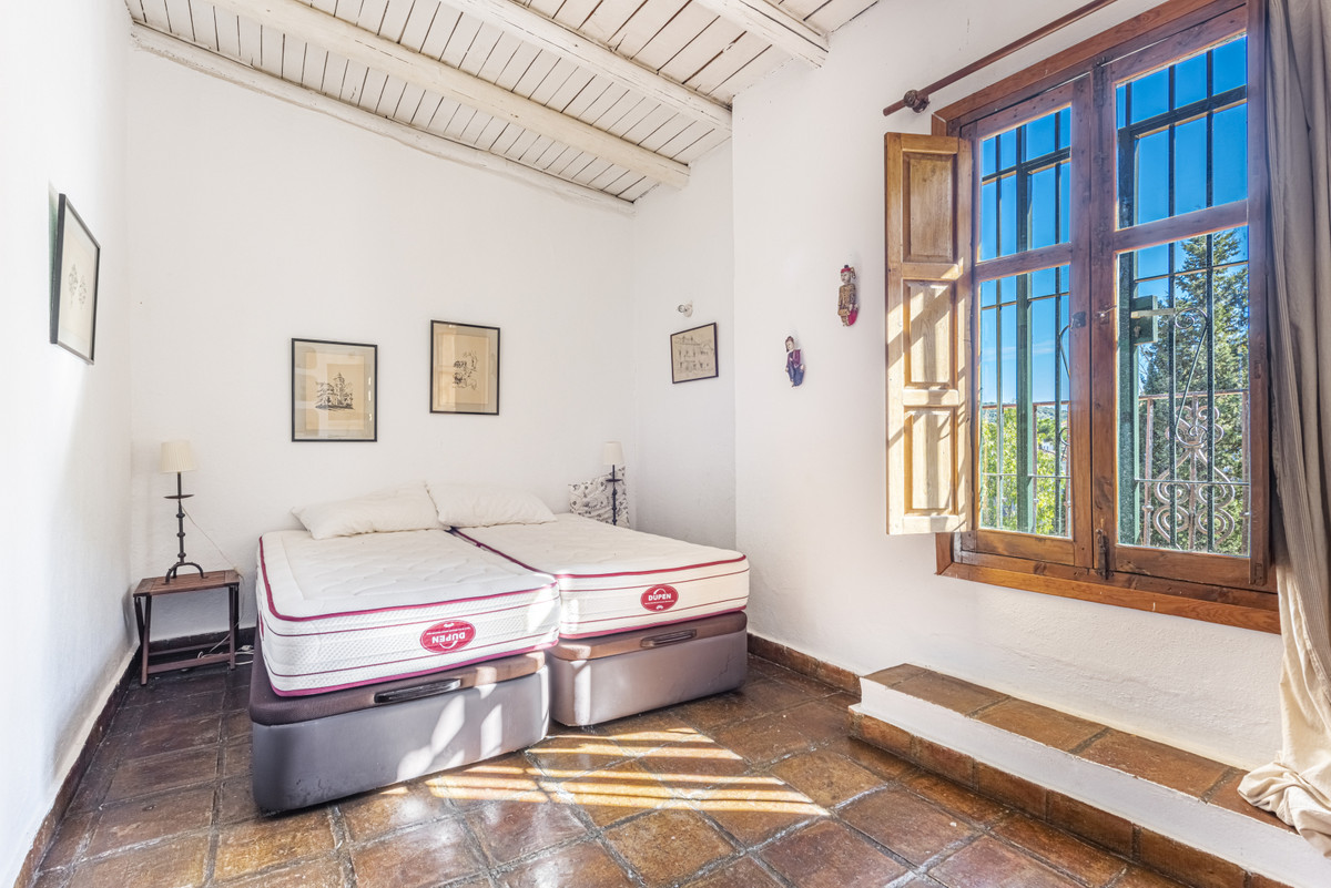 5 Bedroom Country house in Benahavís - Foto 15
