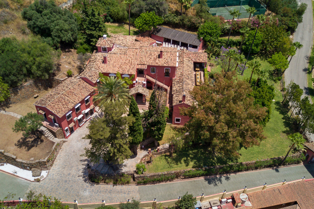 12 Bedroom Villa in Benahavís - Foto 46