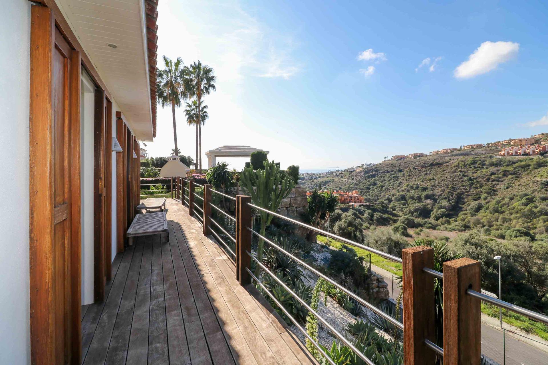 4 Bedroom Villa in Estepona - Photo 14