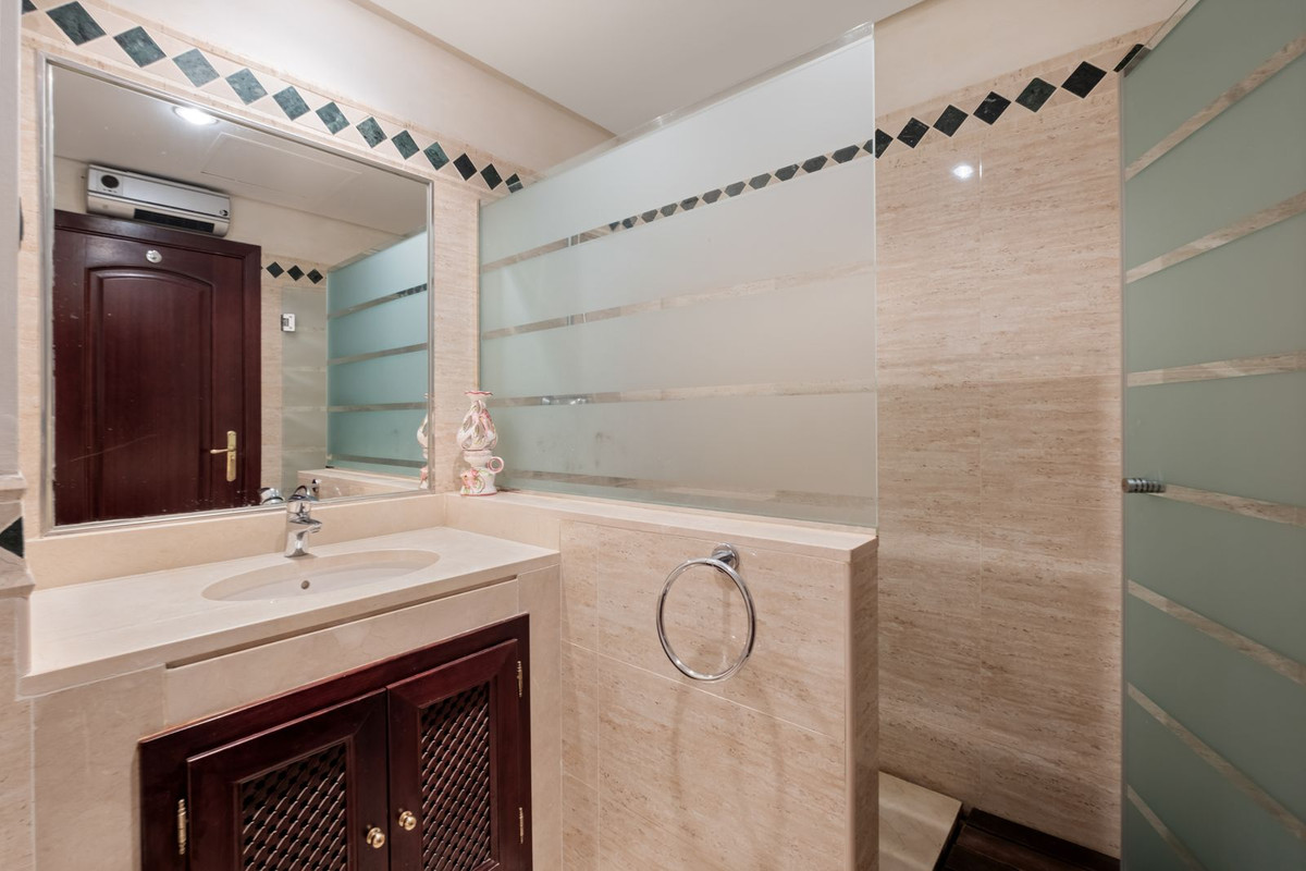 2 Bedroom Apartment in Marbella - Foto 20