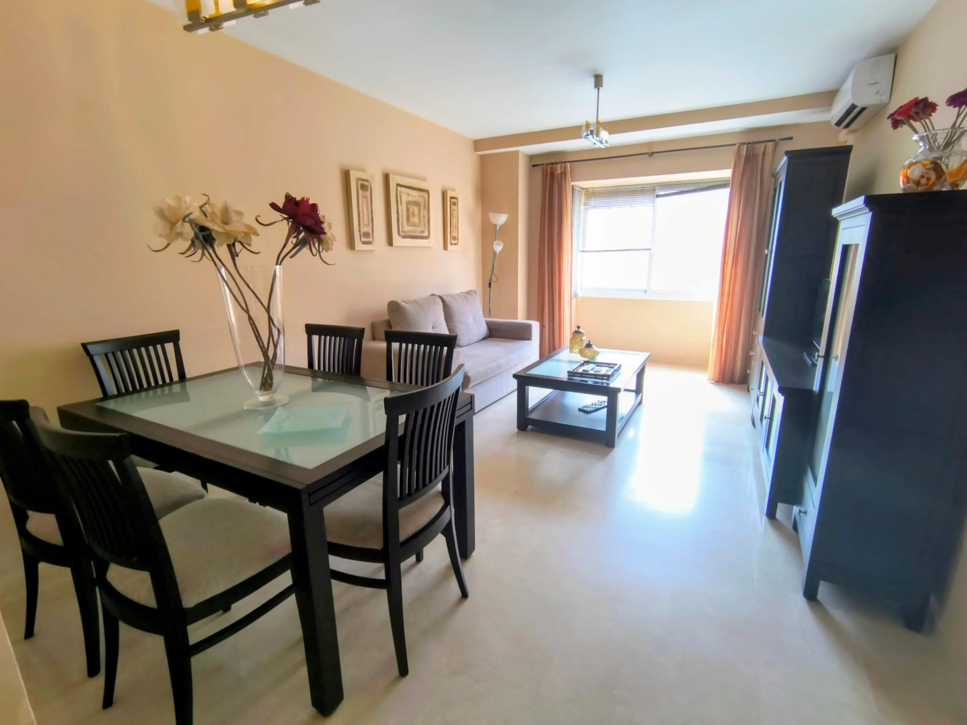 2 Bedroom Apartment in Fuengirola - Photo 10
