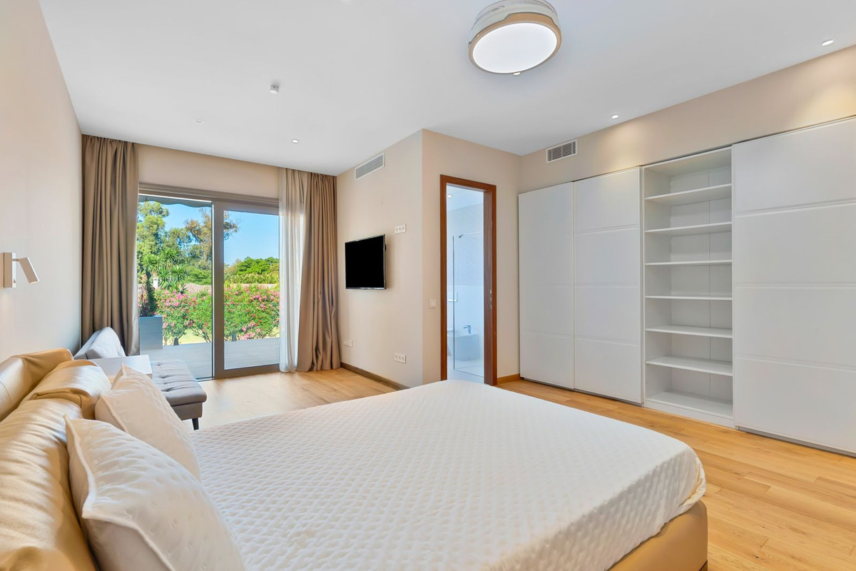 6 Bedroom Villa in San Pedro de Alcántara - Foto 17