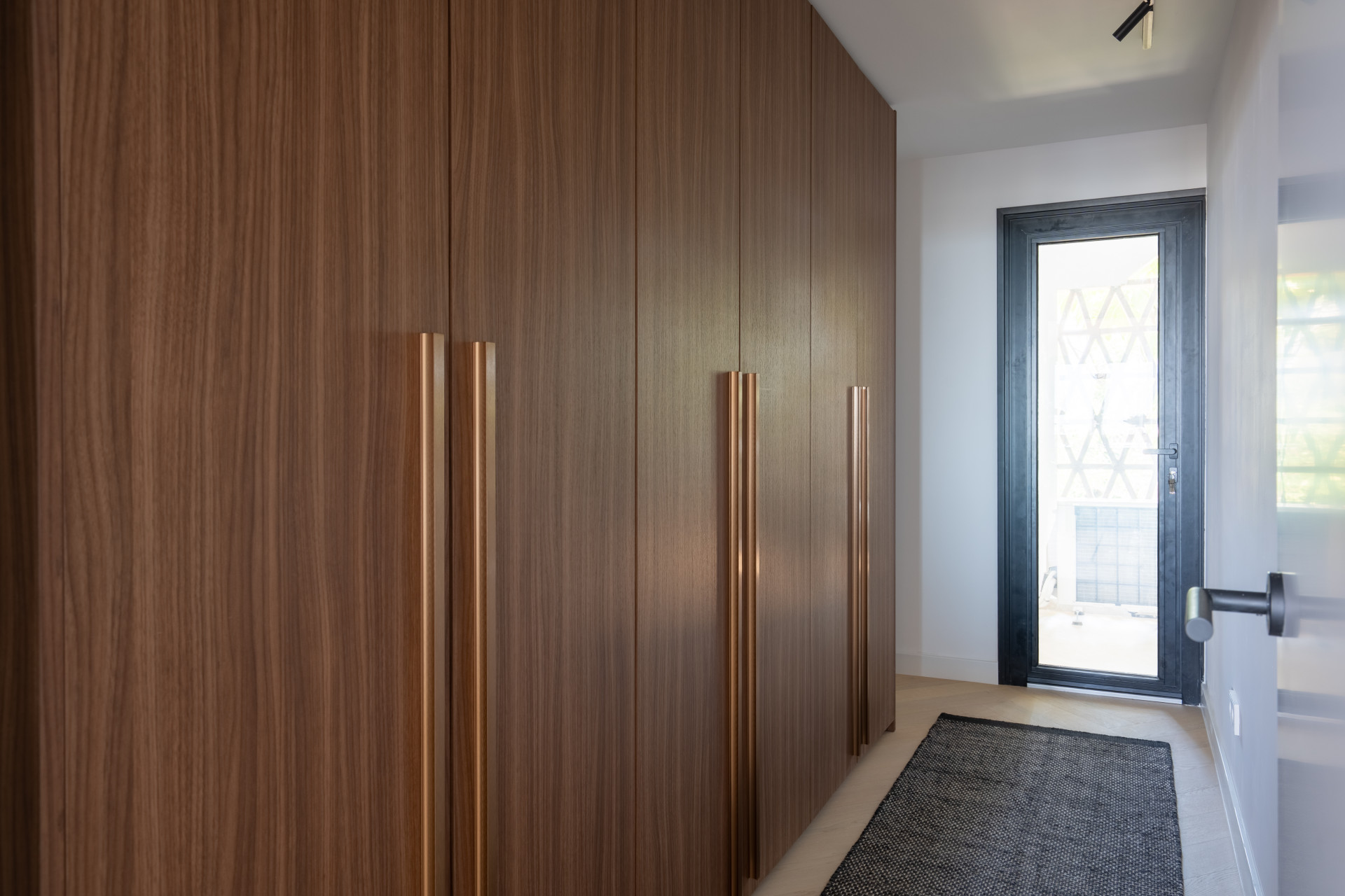 2 Bedroom Apartment in Marbella - Photo 15