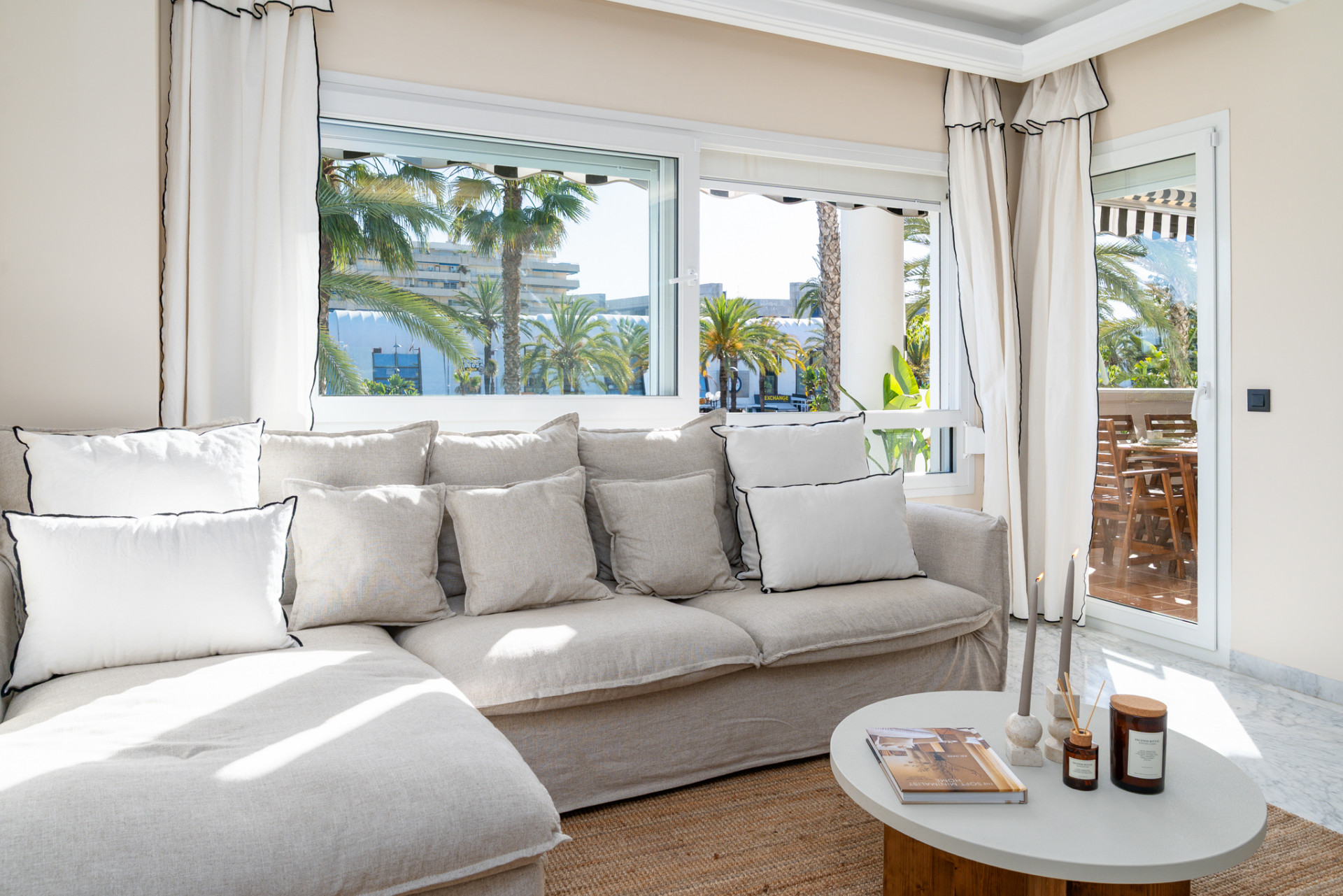 4 Bedroom Apartment in Marbella - Photo 11