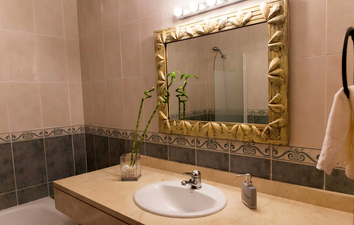 3 Bedroom Penthouse in La Duquesa - Photo 20