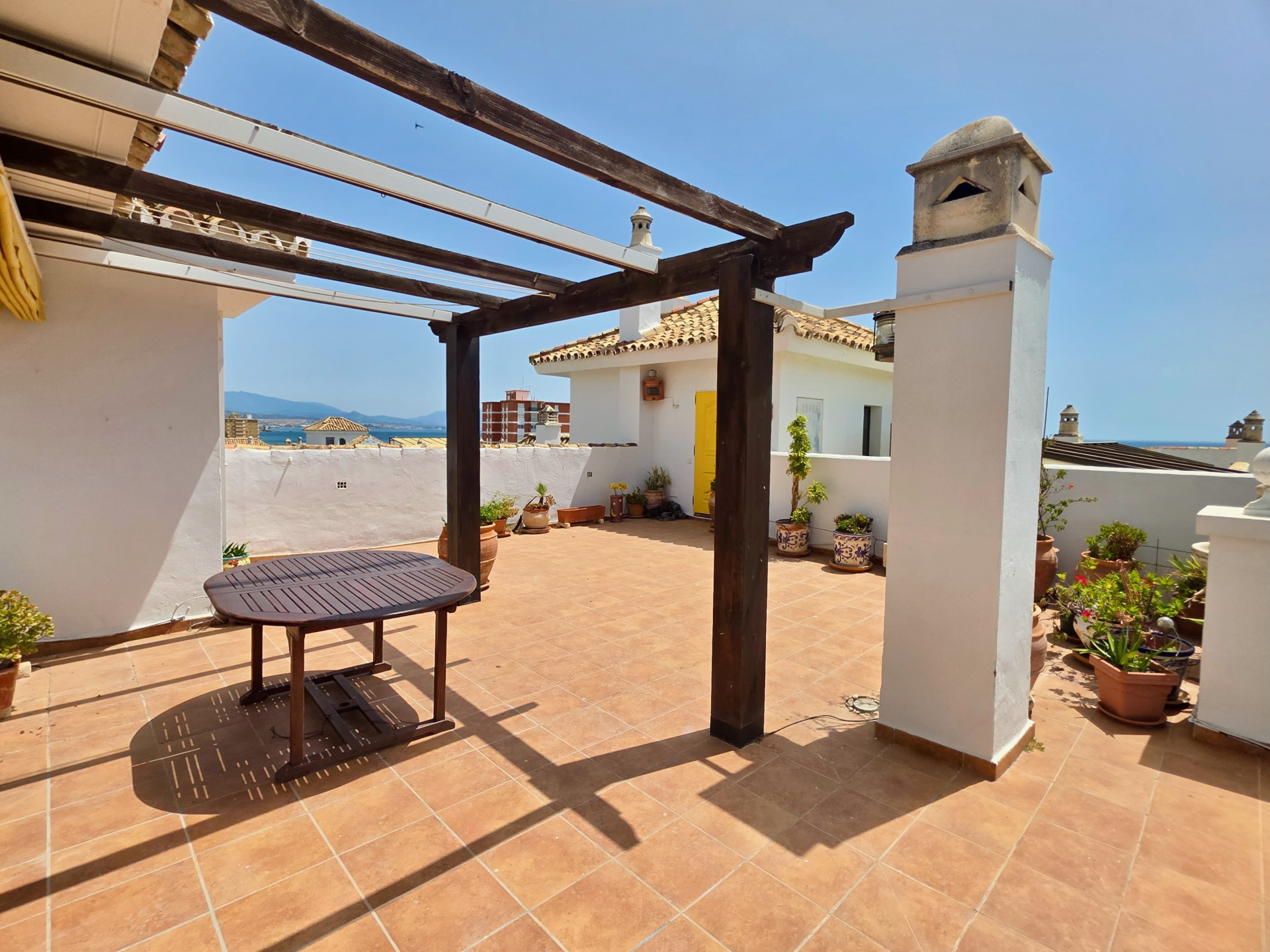 3 Bedroom Penthouse in La Duquesa - Photo 29