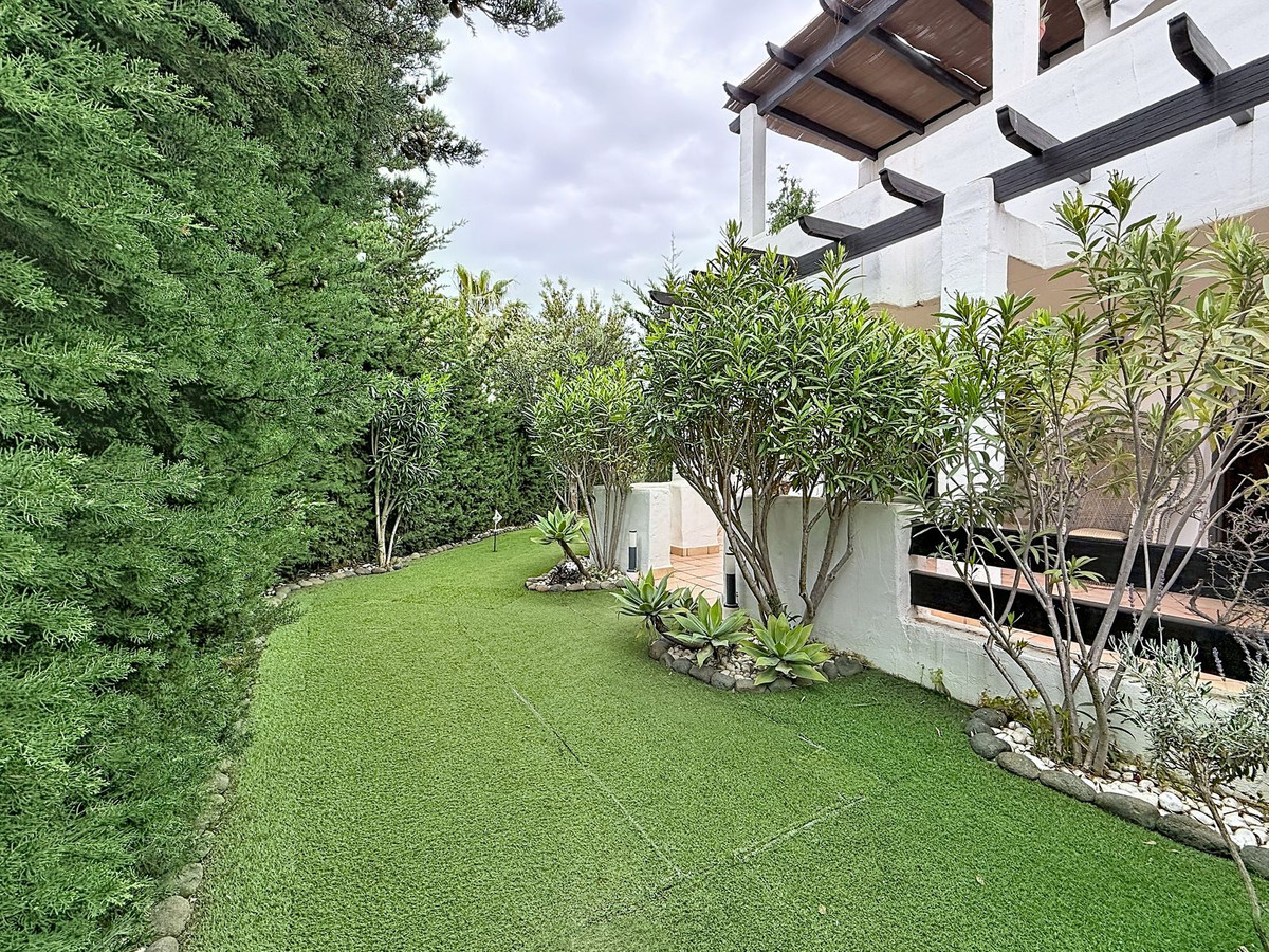 3 Bedroom Apartment in Estepona - Foto 41