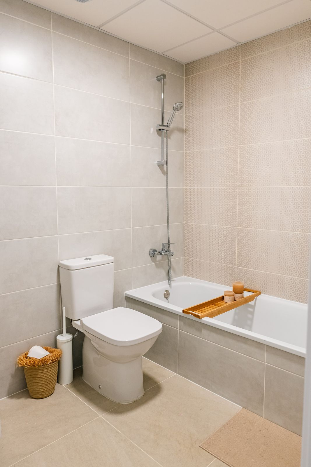 2 Bedroom Penthouse in Estepona - Photo 11
