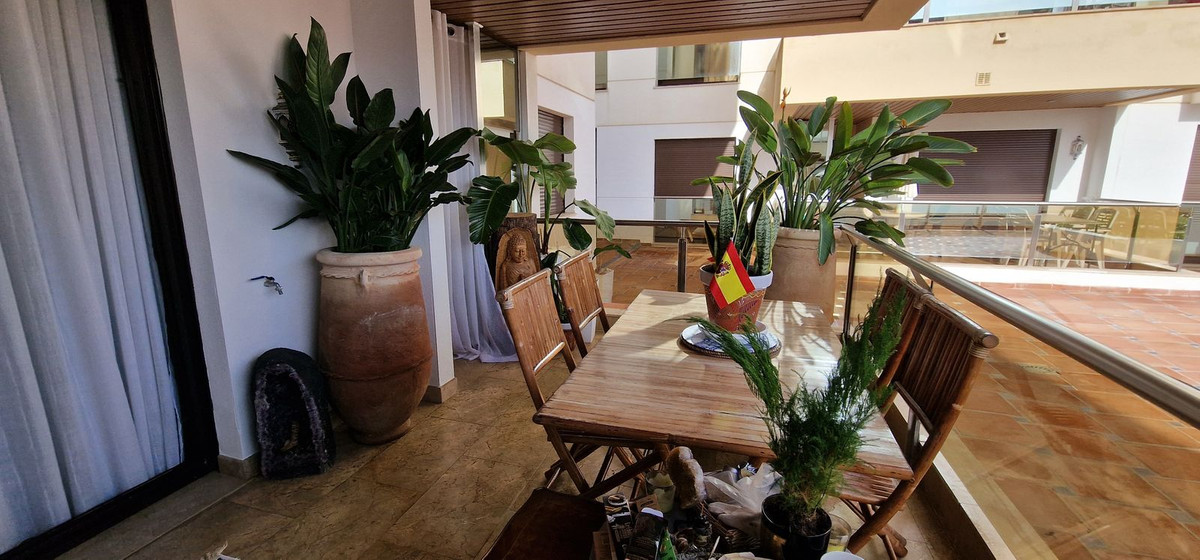 2 Bedroom Apartment in La Duquesa - Foto 10