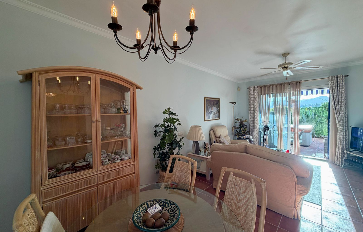 3 Bedroom Townhouse in Marbella - Photo 14
