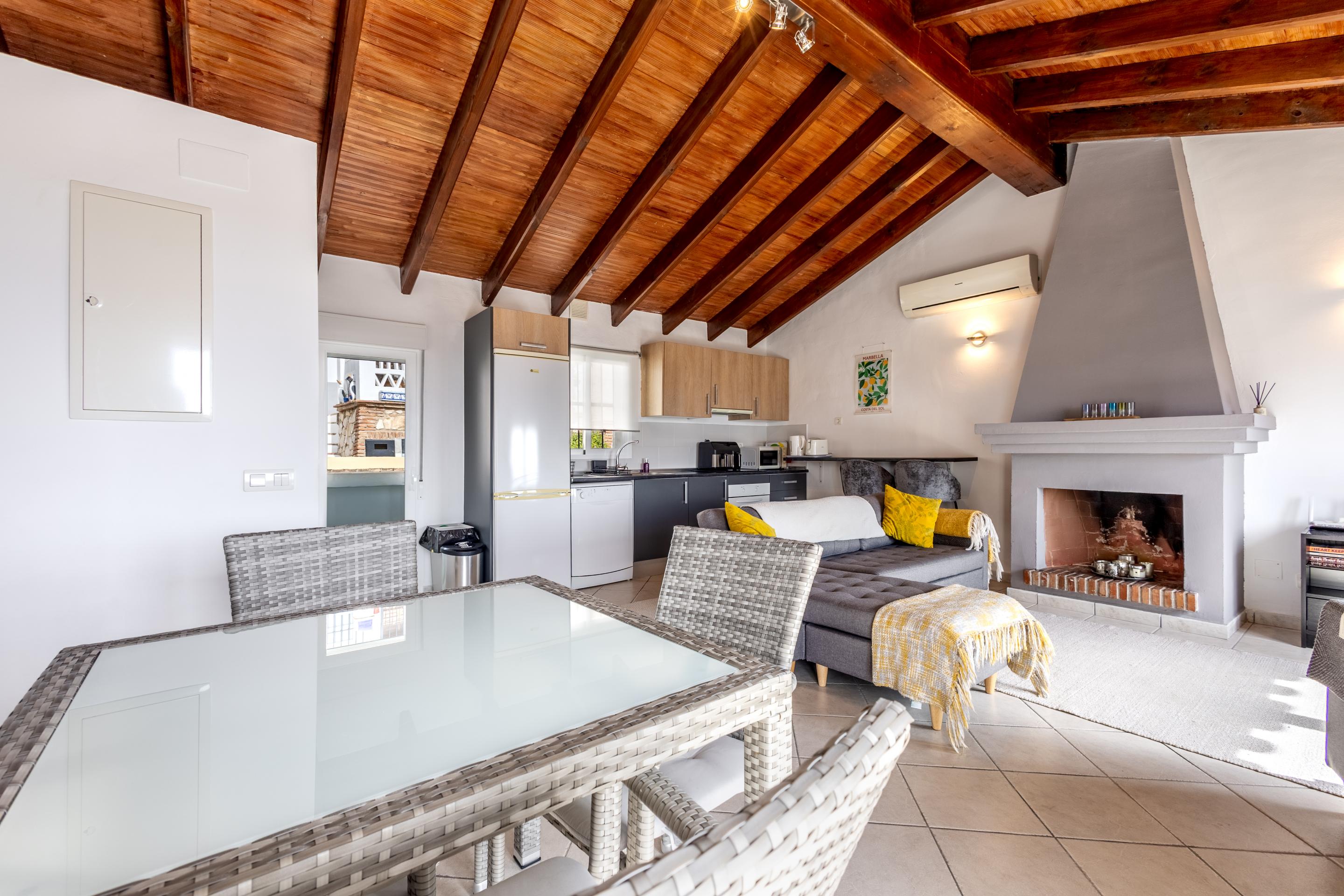 2 Bedroom Villa in Mijas - Photo 9
