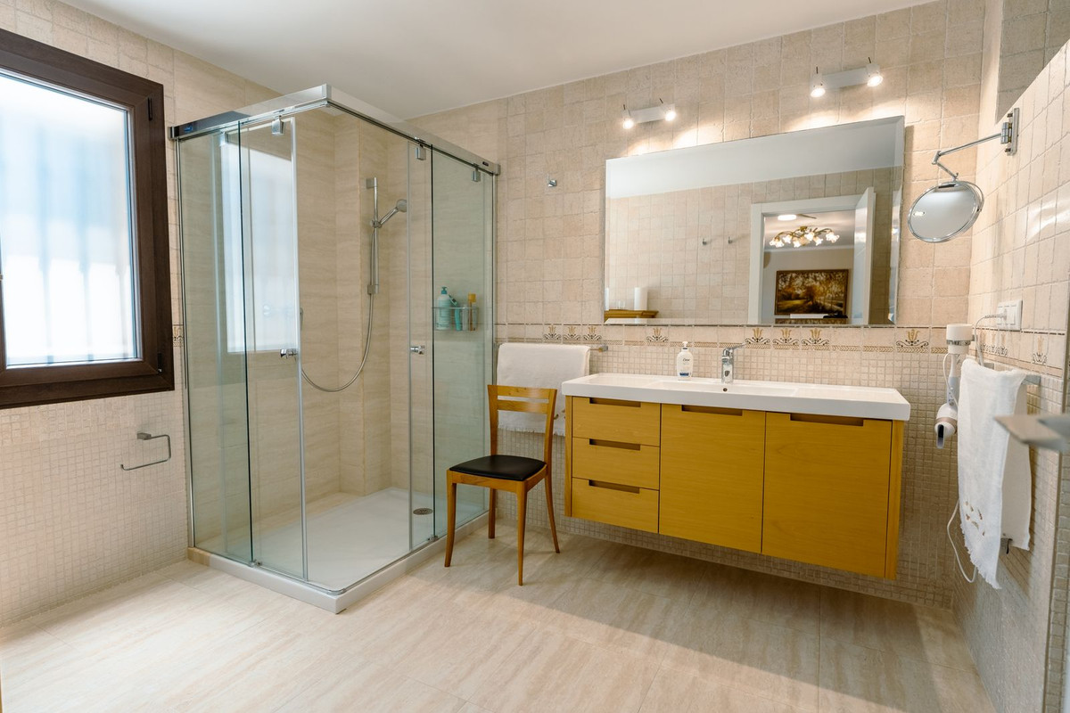 5 Bedroom Villa in San Pedro de Alcántara - Foto 34