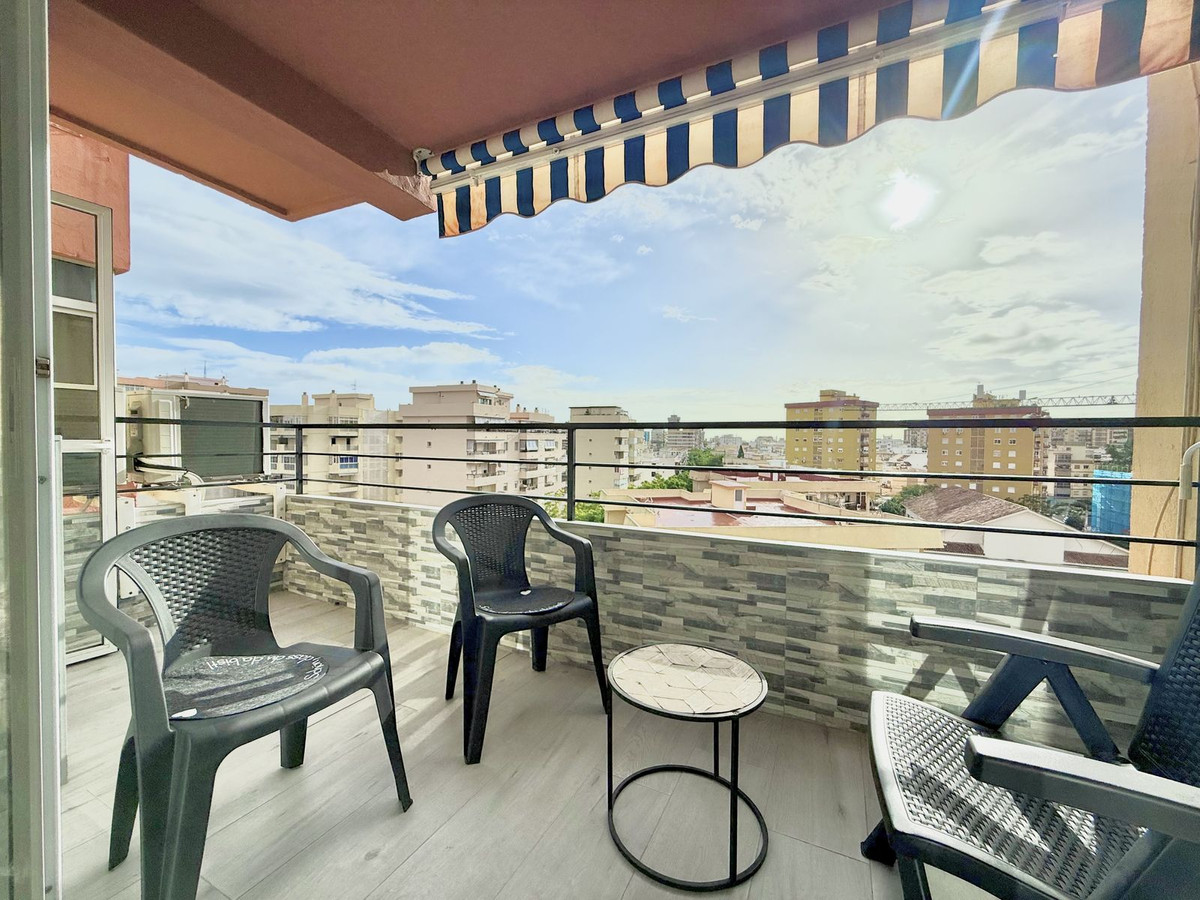 3 Bedroom Penthouse in Fuengirola - Photo 9