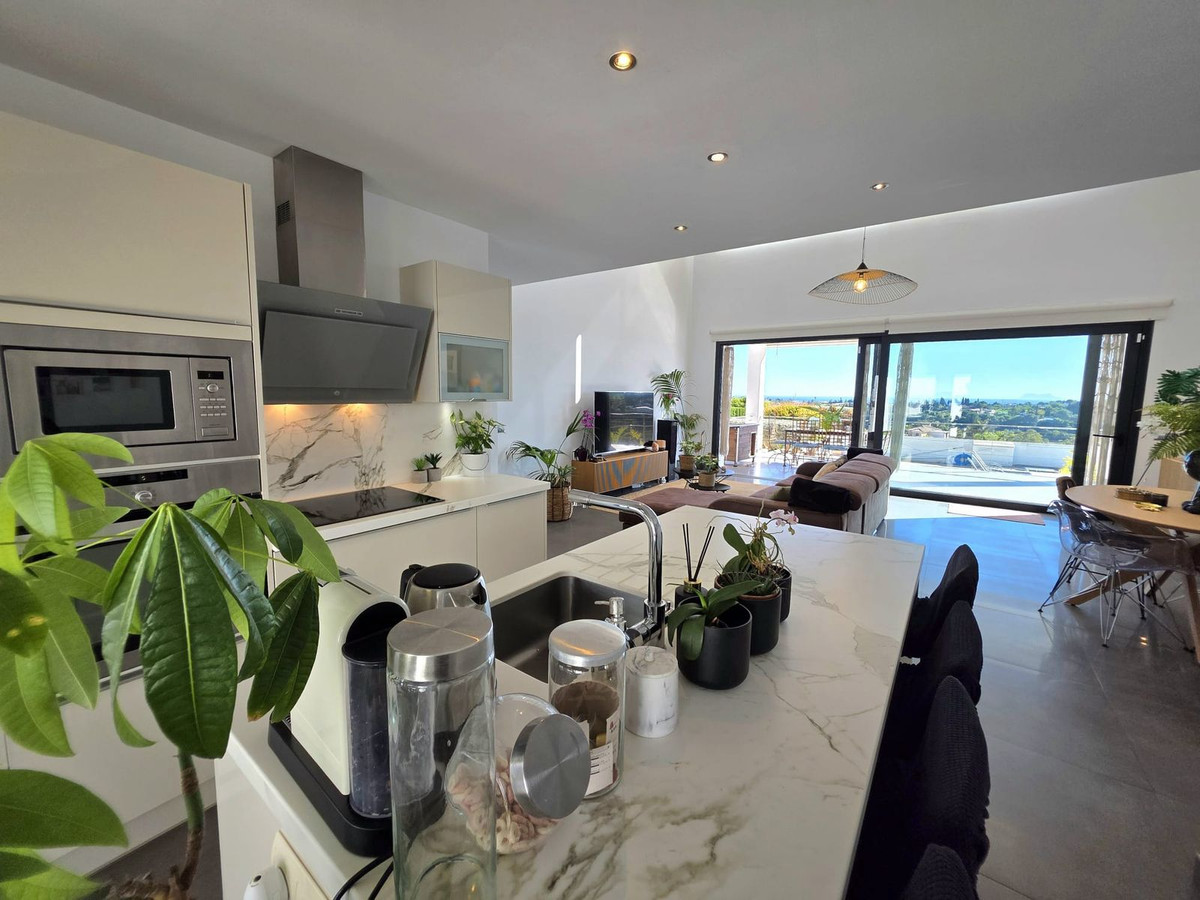 4 Bedroom Villa in Estepona - Photo 15