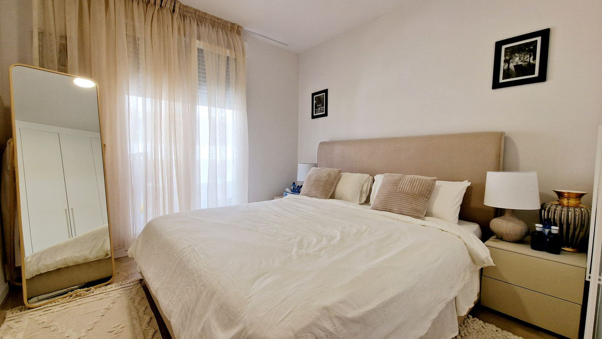 3 Bedroom Apartment in Marbella - Photo 20