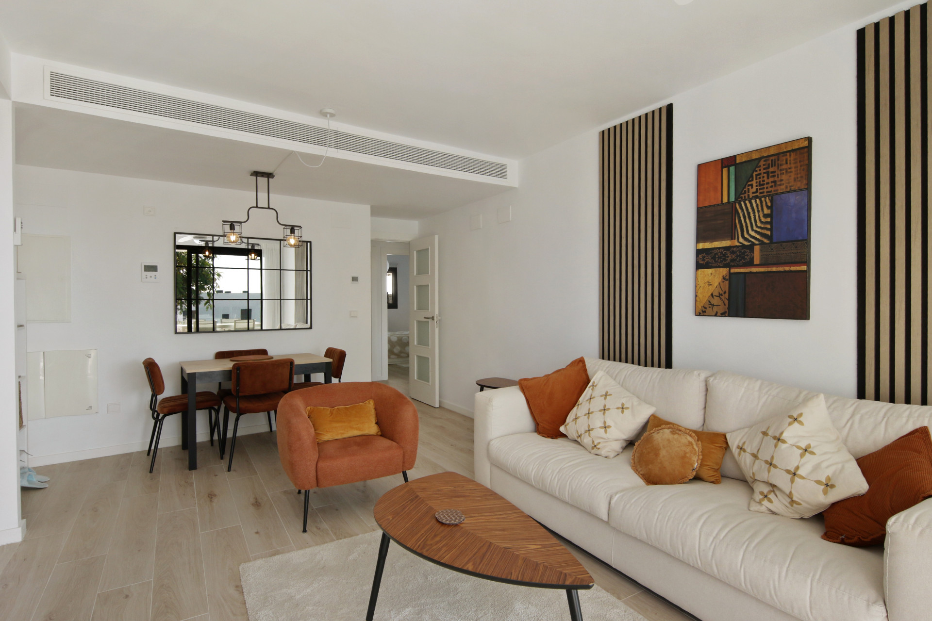 3 Bedroom Apartment in Estepona - Photo 6