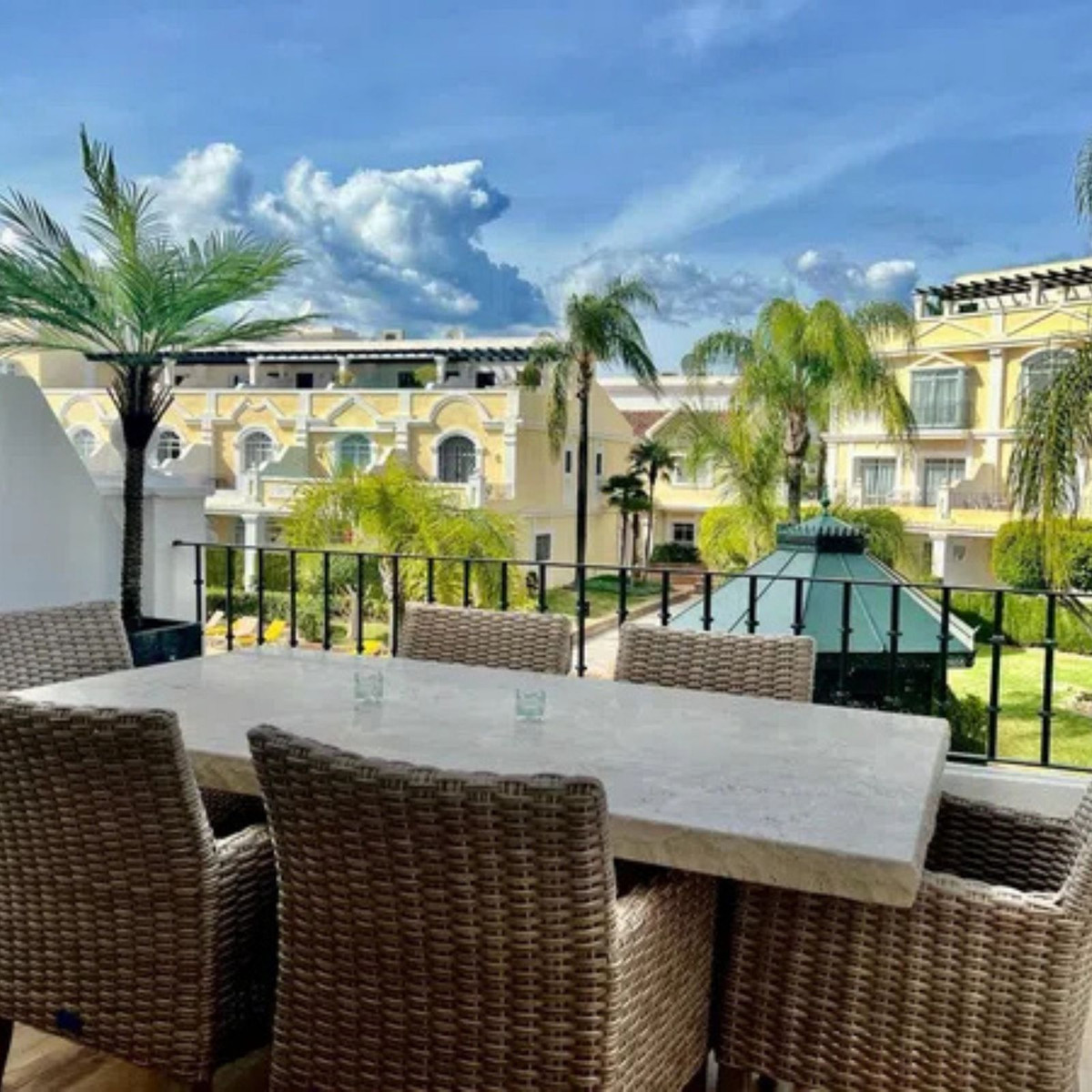 Penthouse in Nueva Andalucia