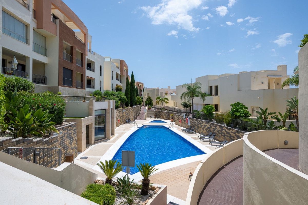 3 Bedroom Apartment in Marbella - Photo 21