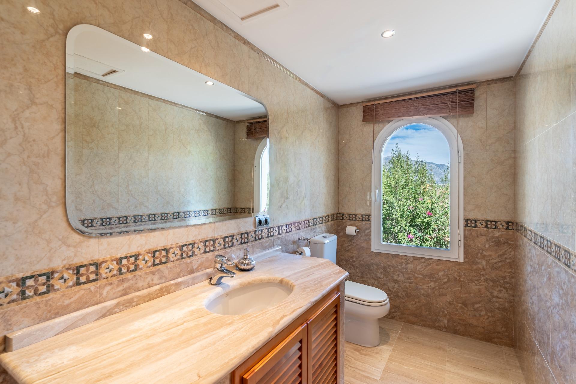 5 Bedroom Villa in Benahavís - Foto 25