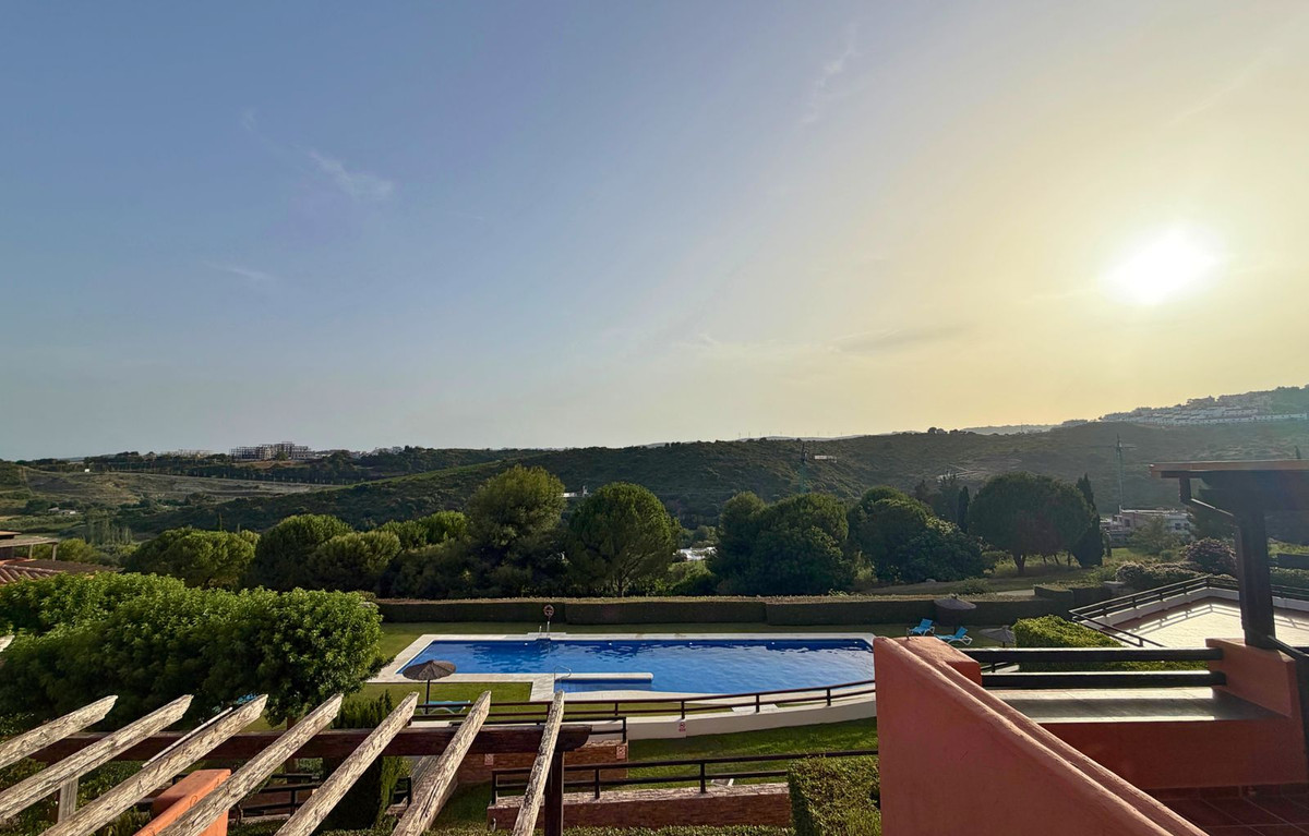 2 Bedroom Penthouse in Casares - Photo 9