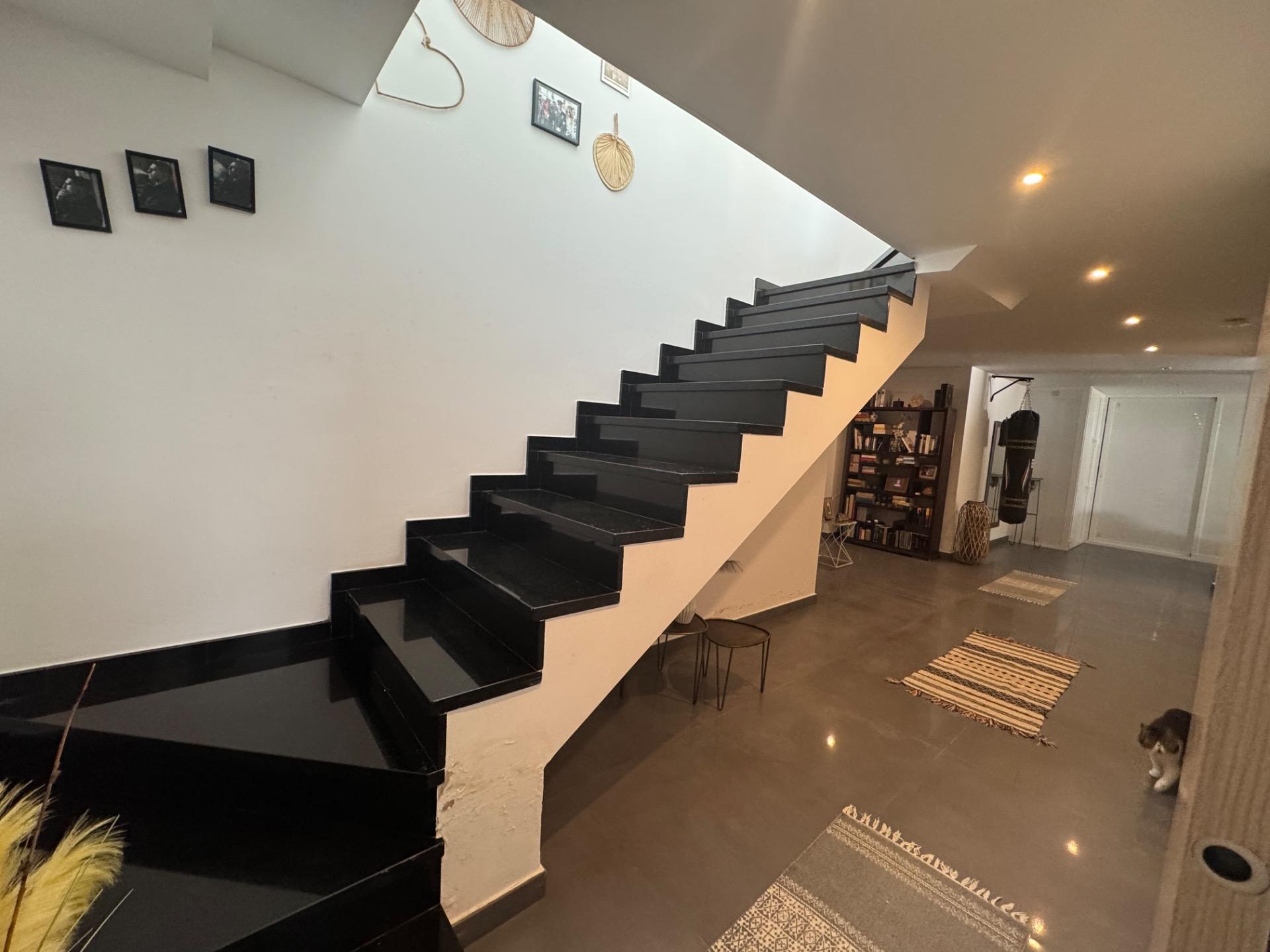 4 Bedroom Villa in Estepona - Photo 24