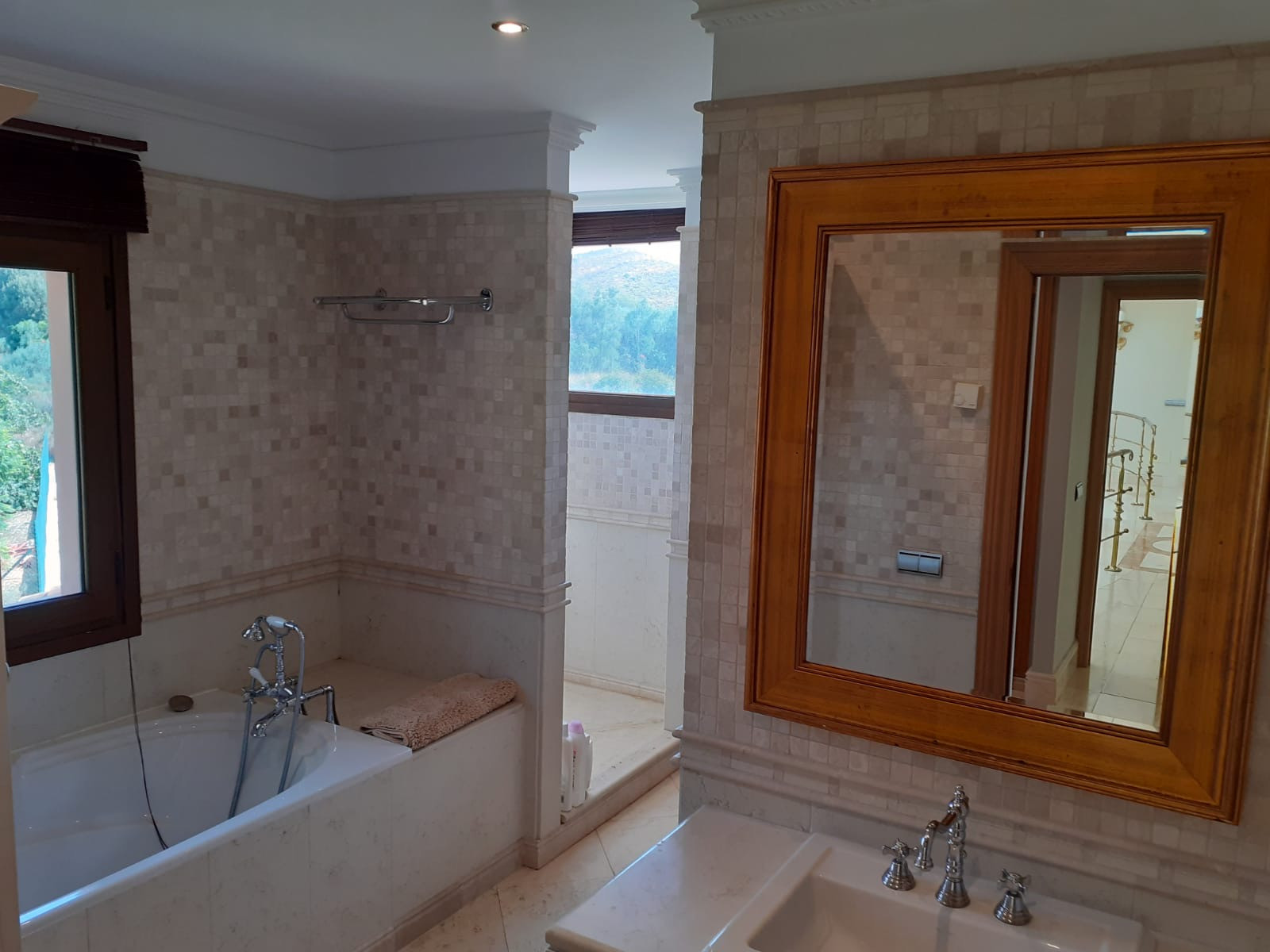 4 Bedroom Villa in Estepona - Foto 19