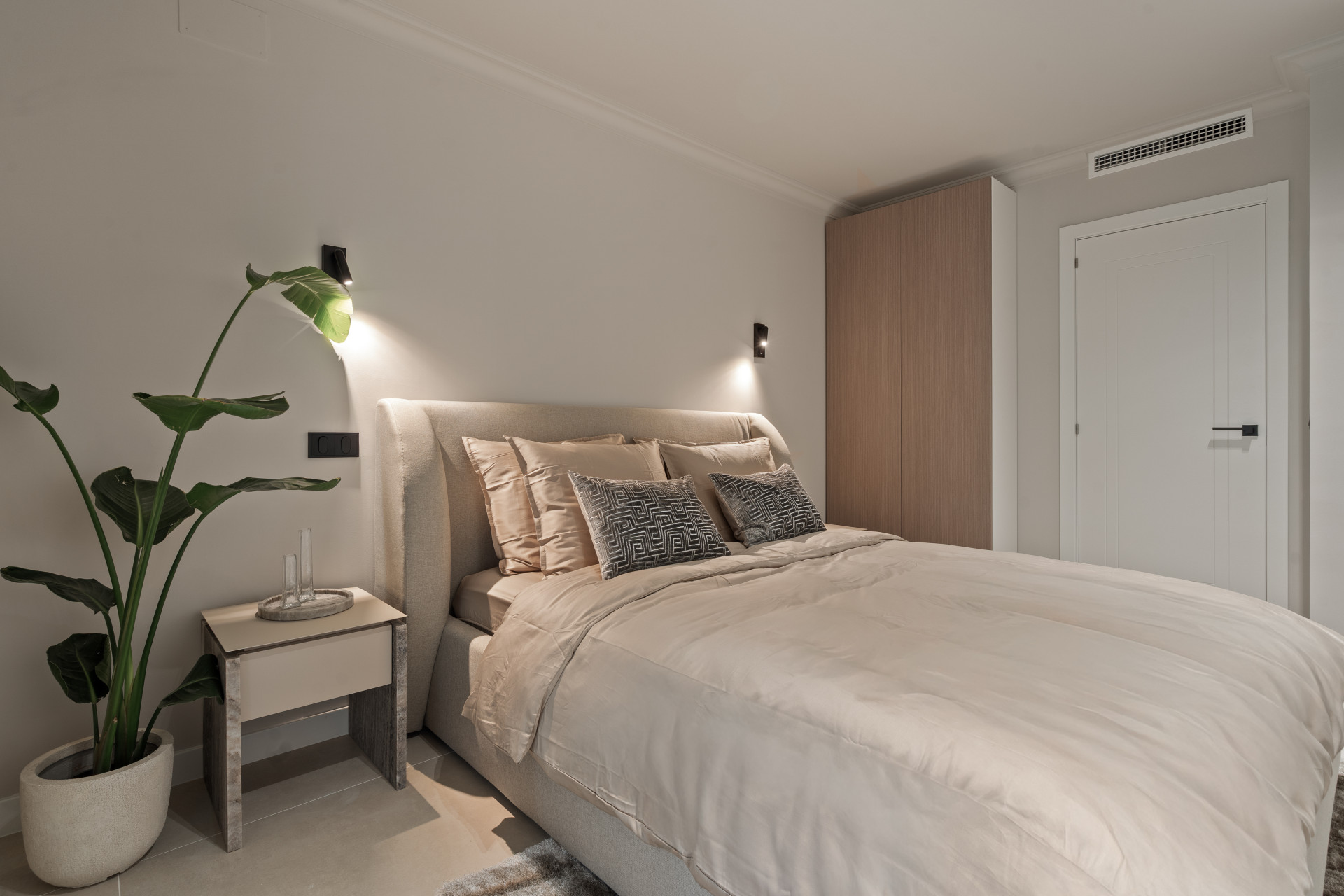3 Bedroom Apartment in Benahavís - Photo 19