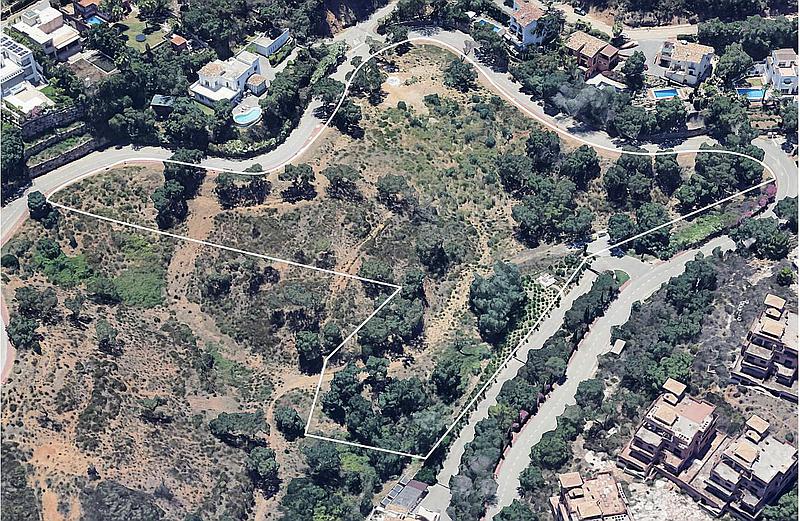 15,700 m² Plot in Marbella - Photo 2