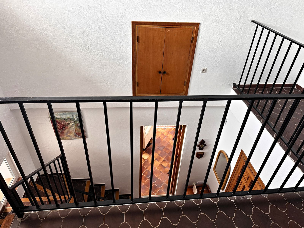 4 Bedroom Villa in Mijas - Photo 22