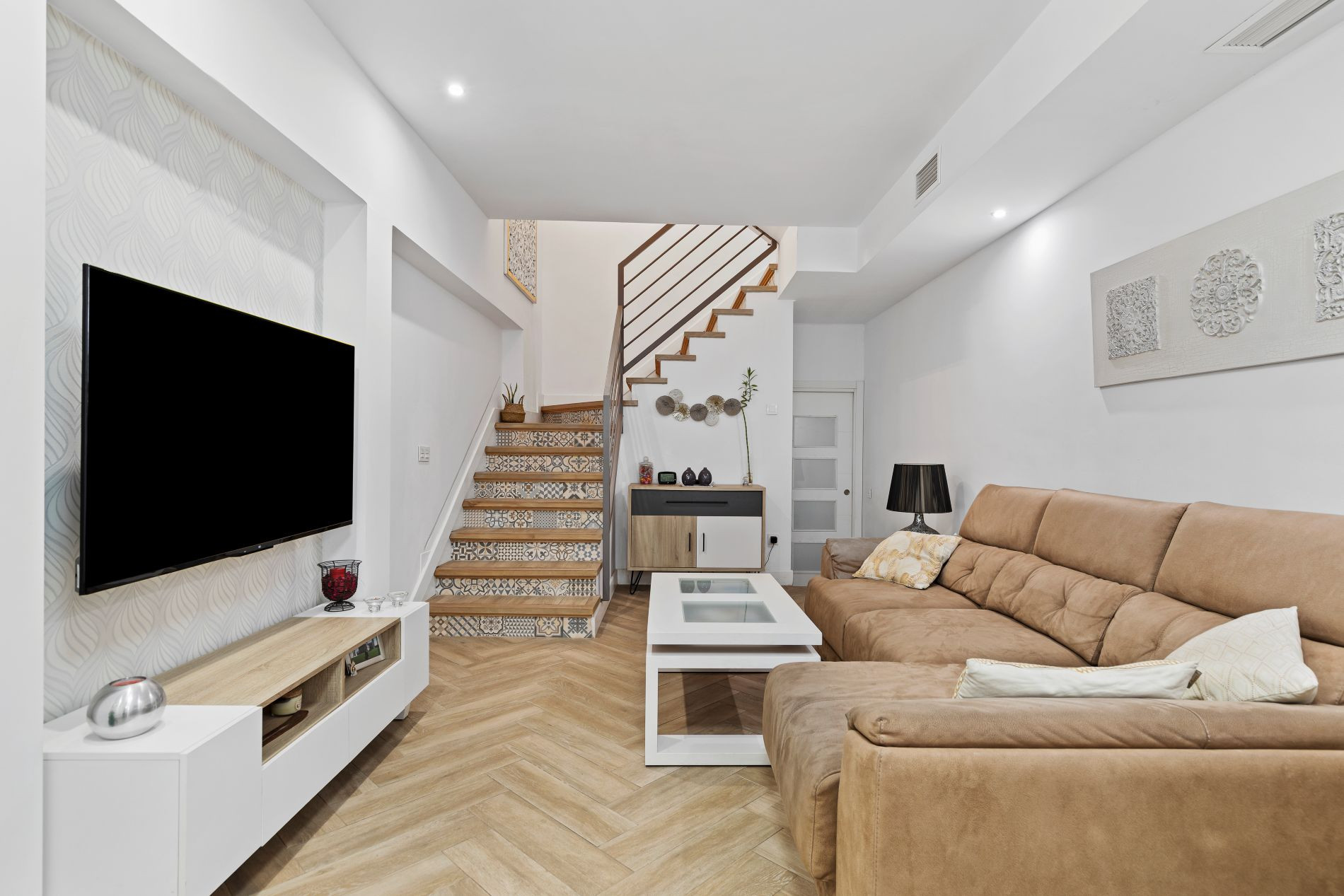 4 Bedroom Villa in Estepona - Photo 7