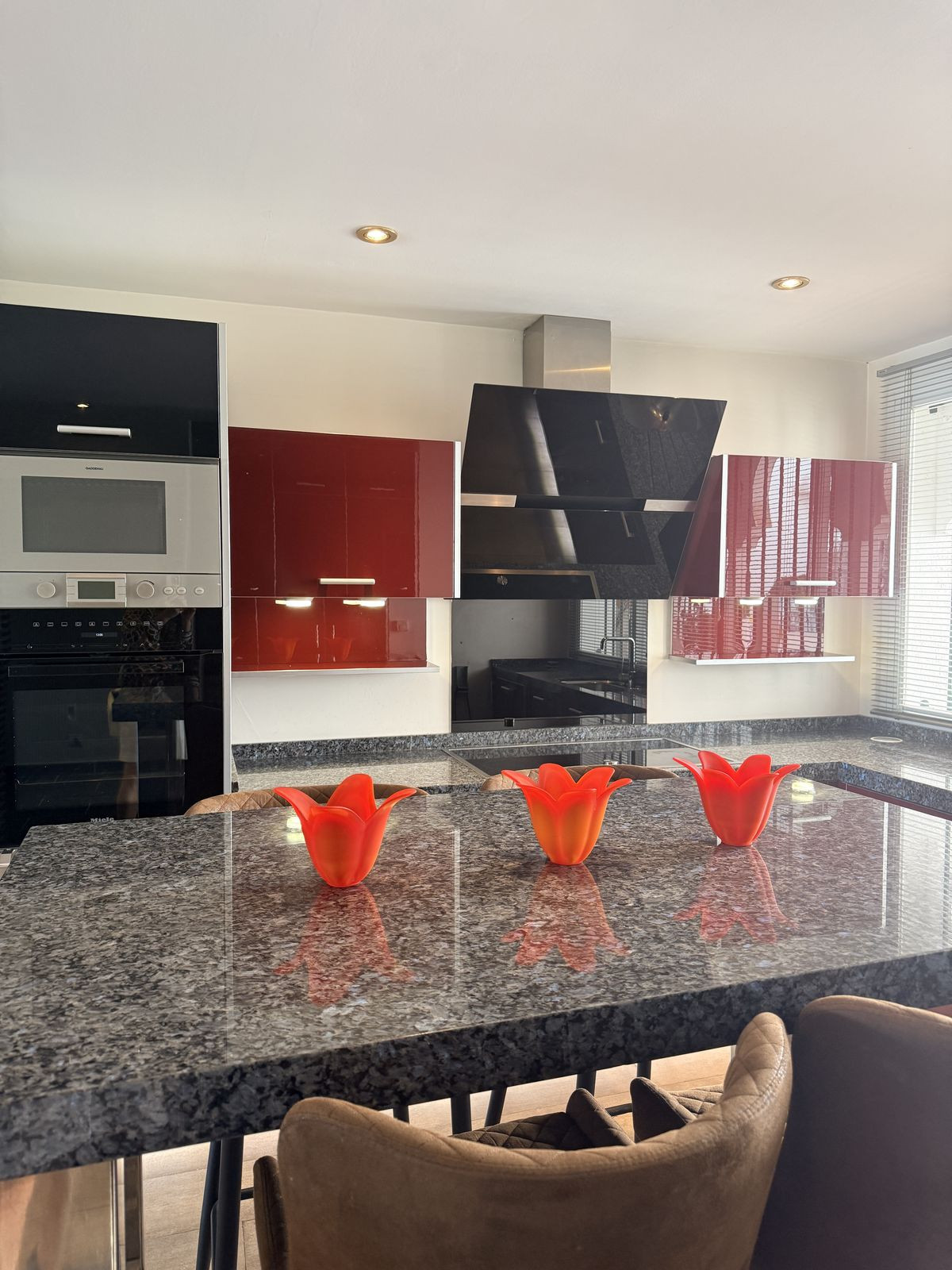 3 Bedroom Apartment in Estepona - Foto 4