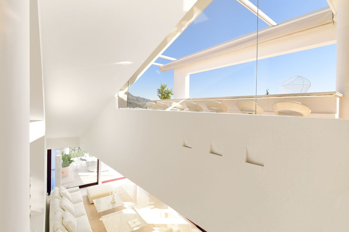 7 Bedroom Villa in Marbella - Photo 60