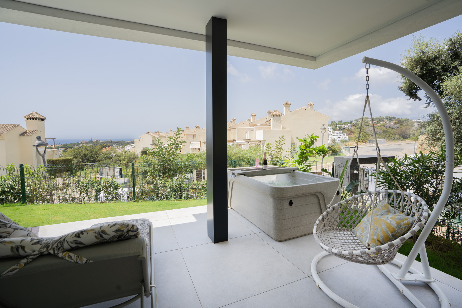 3 Bedroom Apartment in Marbella - Photo 25
