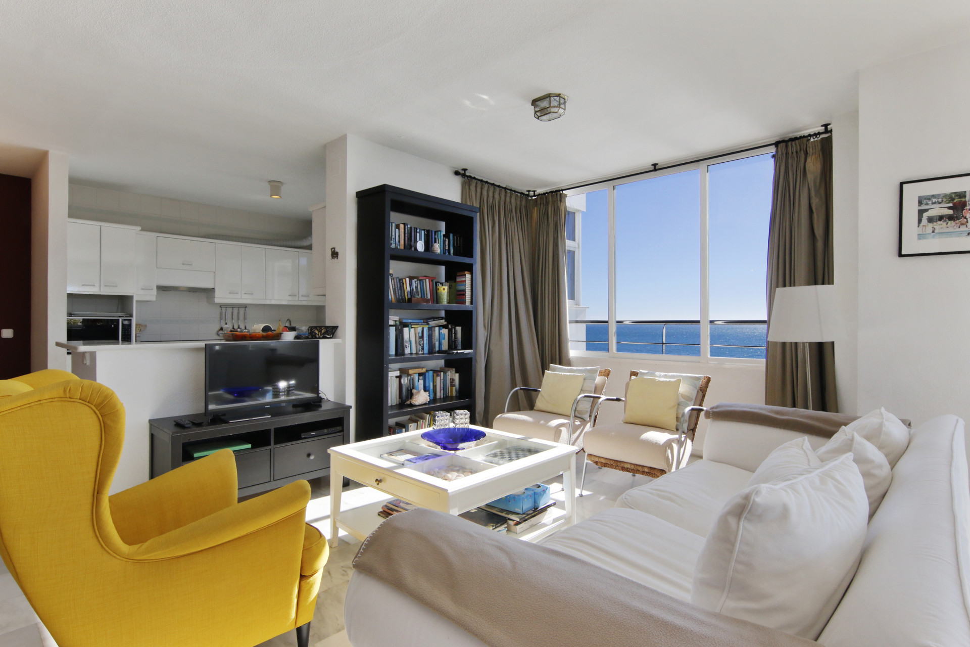 3 Bedroom Penthouse in Estepona - Foto 5